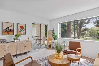 Photo #3: 240018737 Listing 