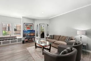 Photo #3: 240018773 Listing 