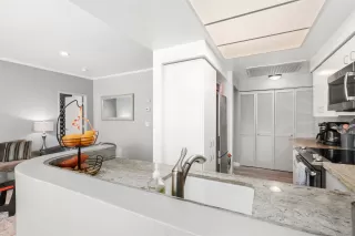 Photo #6: 240018773 Listing 