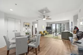 Photo #2: 240018785 Listing 