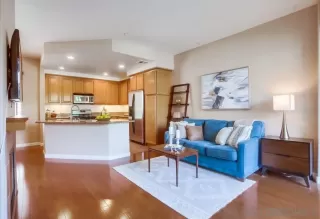 Photo #5: 240018803 Listing 