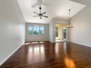 Photo #4: 240018823 Listing