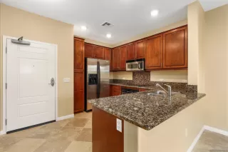 Photo #2: 240018826 Listing