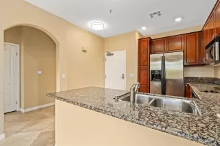 Photo #3: 240018826 Listing