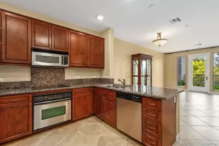 Photo #4: 240018826 Listing