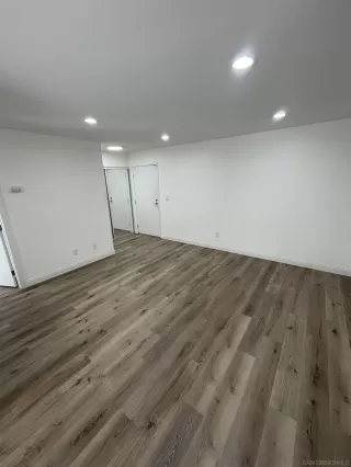 Photo #1: 240018830 Listing 