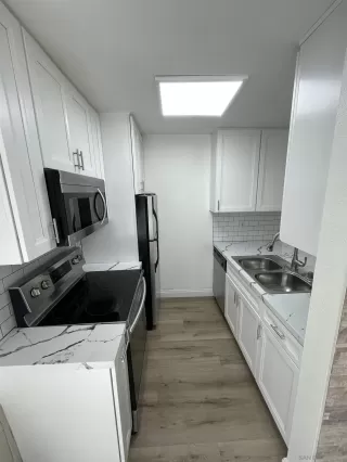 Photo #2: 240018830 Listing 