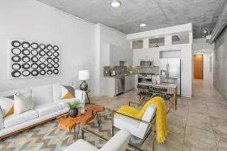 Photo #5: 240018852 Listing