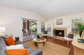 Photo #2: 240018868 Listing