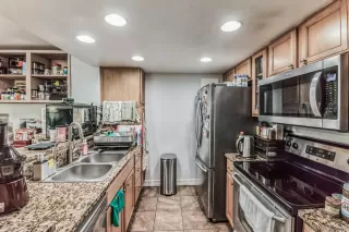 Photo #3: 240019013 Listing 