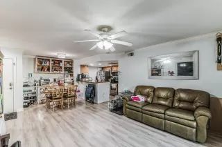 Photo #6: 240019013 Listing 