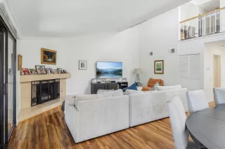 Photo #3: 240019023 Listing