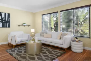 Photo #3: 240019072 Listing