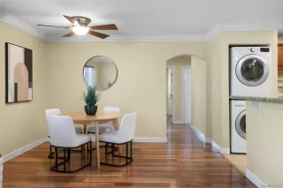 Photo #5: 240019072 Listing