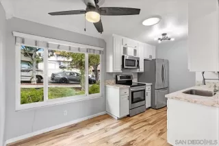 Photo #2: 240019081 Listing