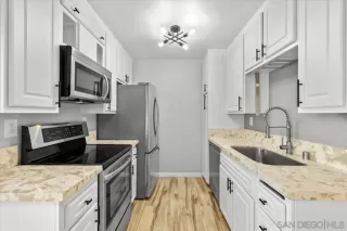 Photo #5: 240019081 Listing