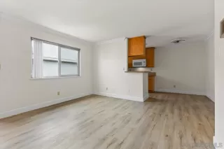 Photo #5: 240019088 Listing 