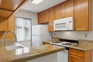 Photo #6: 240019088 Listing 