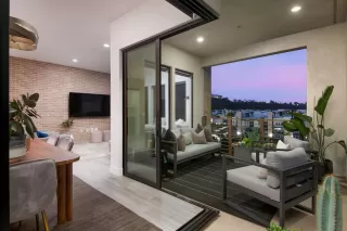 Photo #2: 240019123 Listing