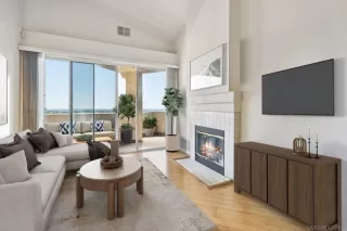 Photo #2: 240019156 Listing