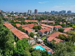 Photo #1: 240019162 Listing