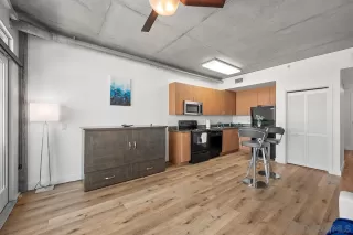 Photo #6: 240019170 Listing