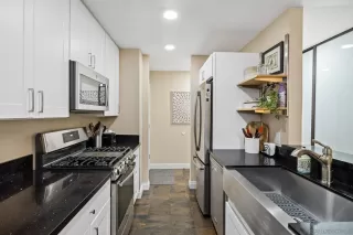 Photo #4: 240019181 Listing 