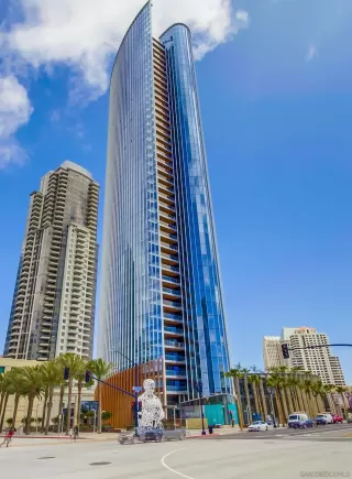 Photo #3: 240019193 Listing