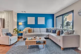 Photo #3: 240019230 Listing