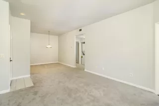 Photo #4: 240019257 Listing