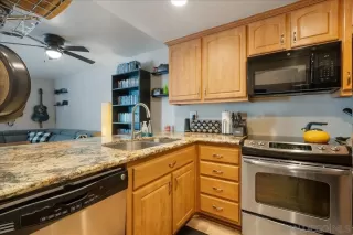 Photo #3: 240019267 Listing