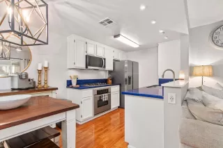 Photo #6: 240019285 Listing