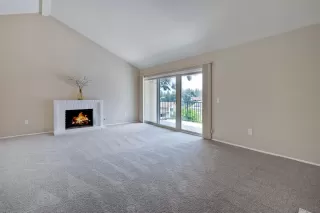 Photo #5: 240019324 Listing