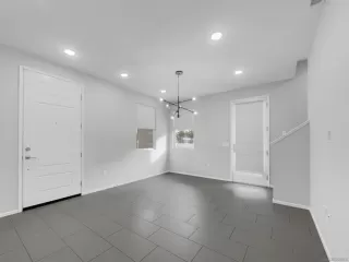 Photo #4: 240019331 Listing