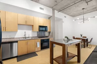 Photo #1: 240019378 Listing 