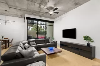 Photo #5: 240019378 Listing 