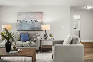 Photo #5: 240019391 Listing