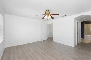 Photo #6: 240019410 Listing 