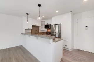 Photo #4: 240019457 Listing