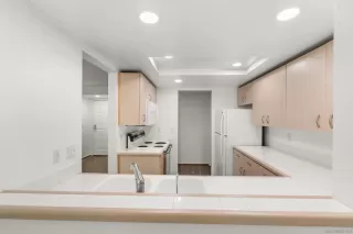 Photo #4: 240019472 Listing 