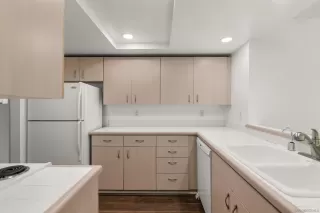 Photo #6: 240019472 Listing 