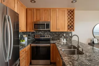 Photo #3: 240019492 Listing