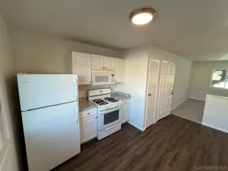 Photo #1: 240019551 Listing