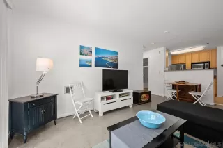 Photo #4: 240019570 Listing 