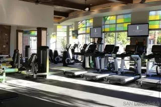 Photo #4: 240019591 Listing 