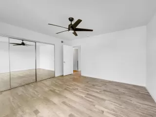 Photo #4: 240019608 Listing 