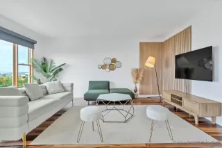 Photo #3: 240019724 Listing