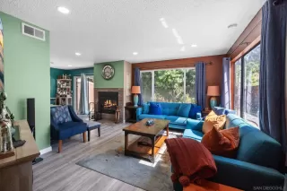 Photo #5: 240019766 Listing