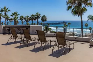 Photo #1: 240019767 Listing 