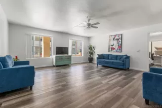 Photo #6: 240019778 Listing